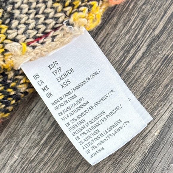 American Eagle Aztec Fringe Poncho Sweater Cardigan Vest Womens XS Southwestern - Picture 8 of 10